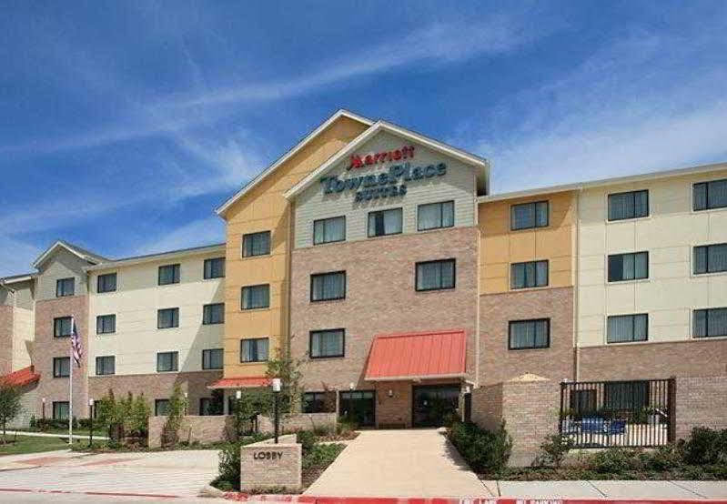 Towneplace Suites Dallas/Lewisville Exterior photo