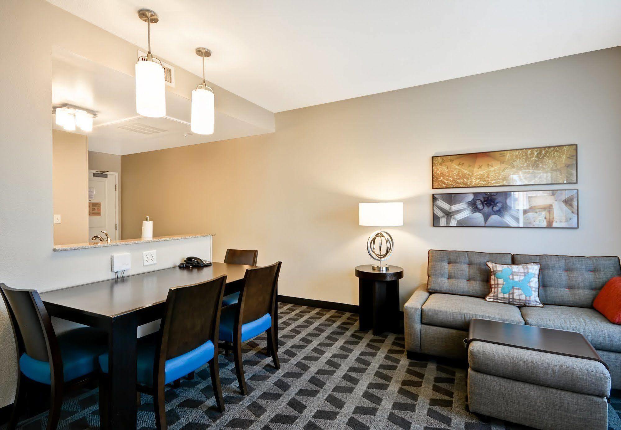 Towneplace Suites Dallas/Lewisville Exterior photo